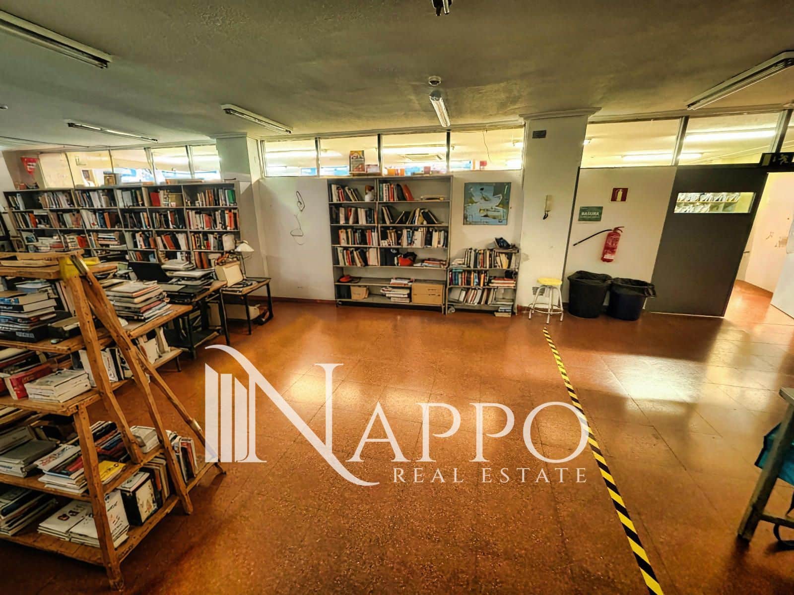 Erhverv til salg i Madrid by - € 990.000 (Ref: 8848769)