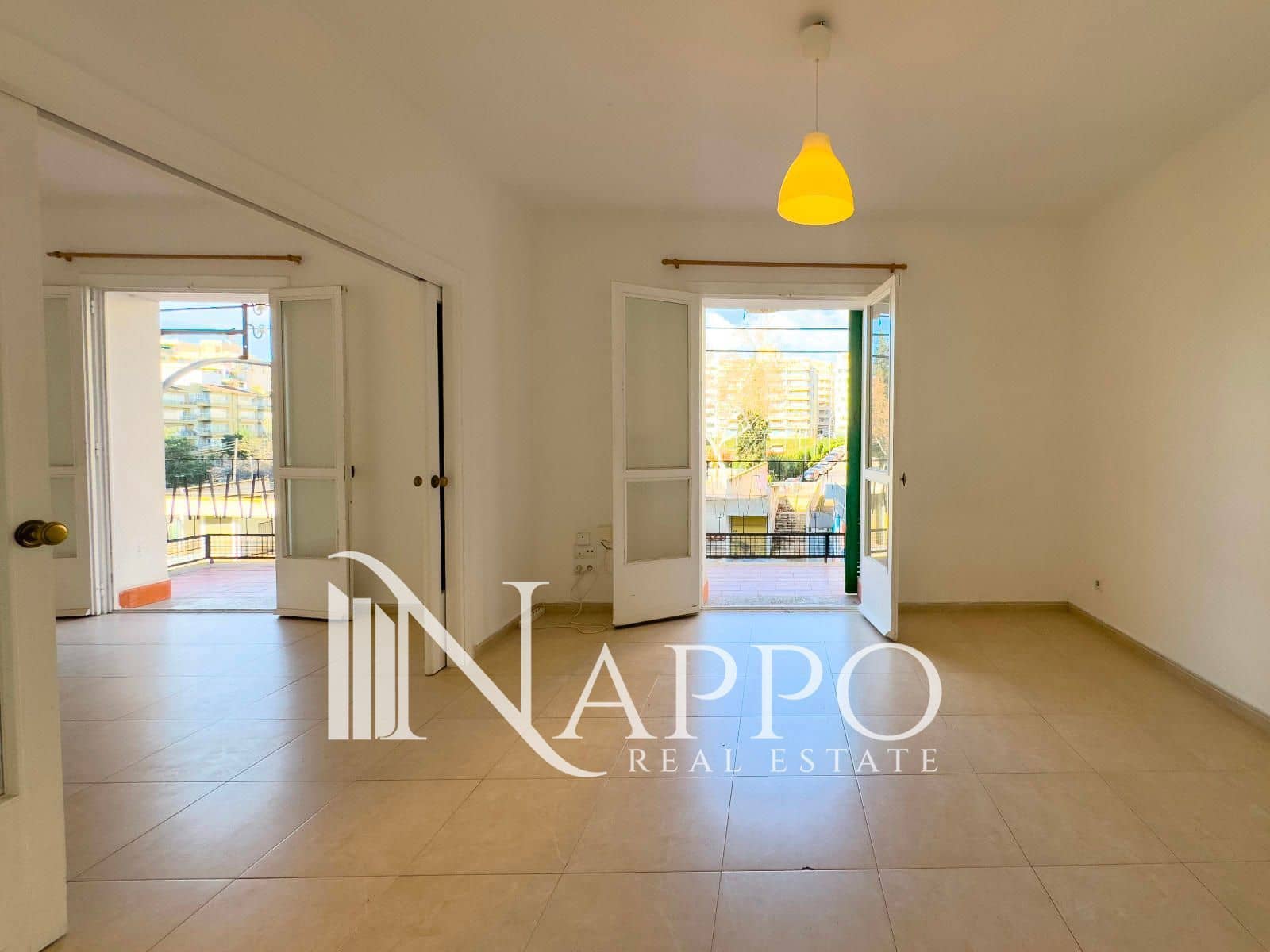 Piso de 4 habitaciones en Palma de Mallorca en venta con garaje - 550.000 € (Ref: 8895453)