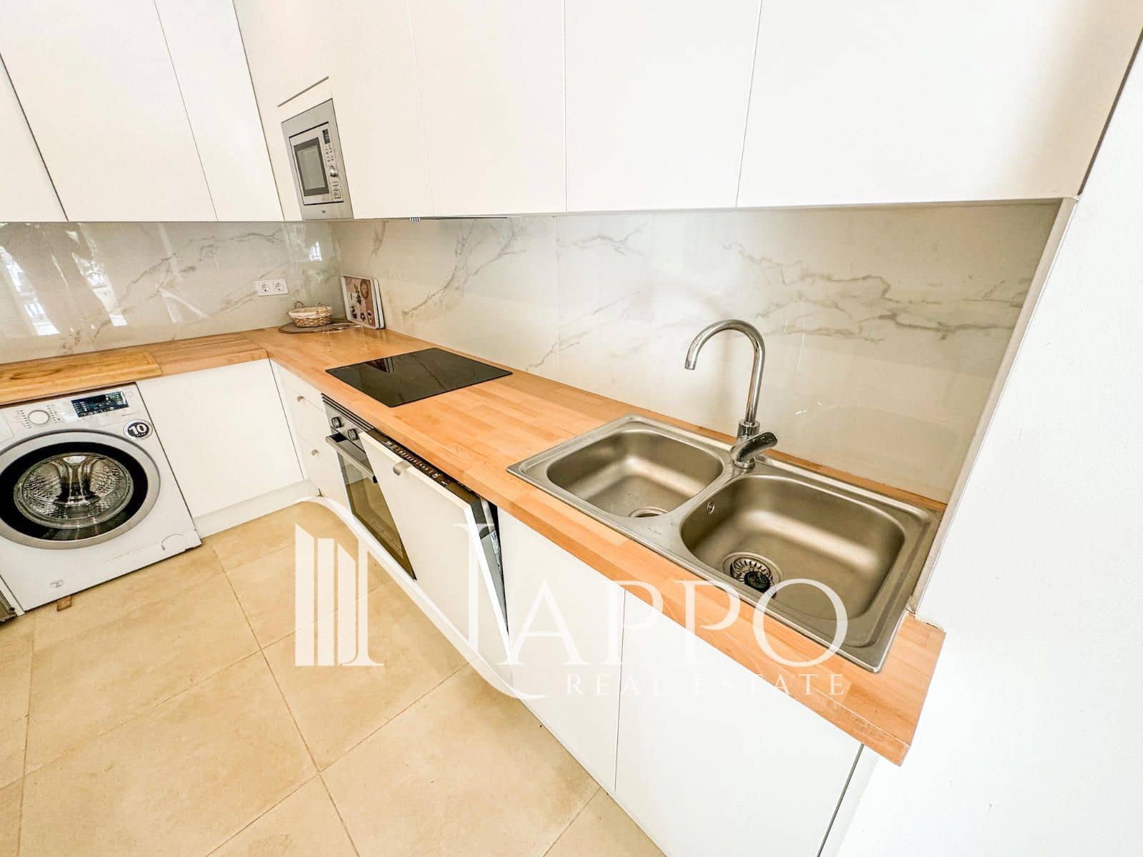 3 soveværelse Lejlighed til leje i Cala Mayor med swimmingpool garage - € 2.700 (Ref: 8905752)