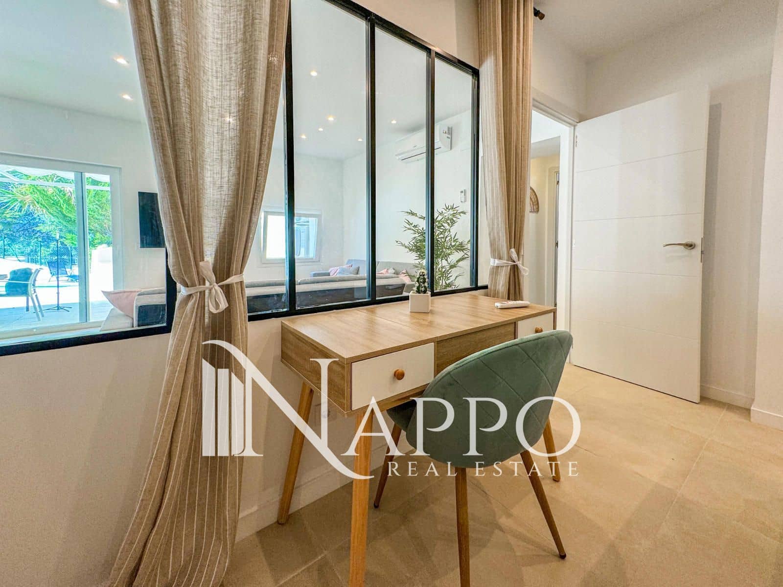 3 soveværelse Lejlighed til leje i Cala Mayor med swimmingpool garage - € 2.700 (Ref: 8905752)