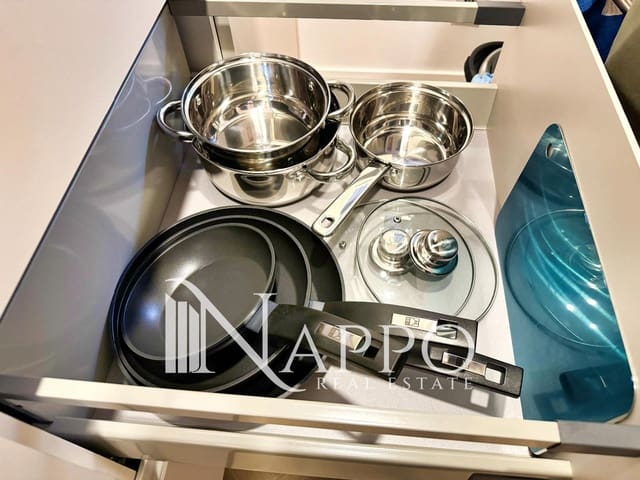 1 slaapkamer Flat te huur in Embajadores, Madrid stad - € 1.200 (Ref: 8915915)