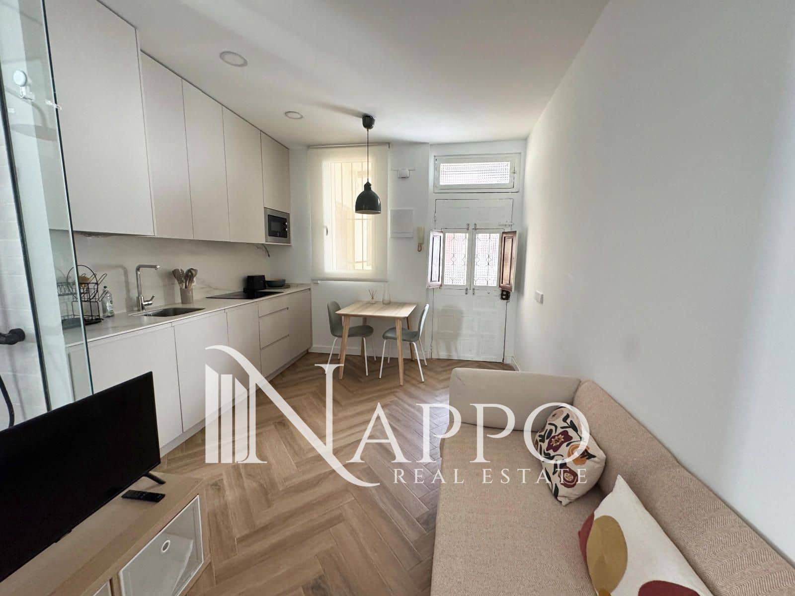 Piso de 1 habitación en Madrid ciudad en alquiler - 1.200 € (Ref: 8915915)