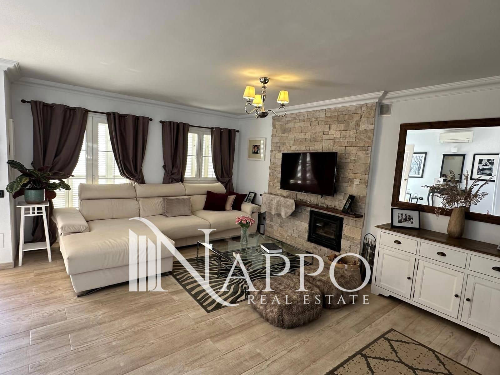 3 soverom Villa til leie i Palma de Mallorca med svømmebasseng garasje - € 8 000 (Ref: 8936350)