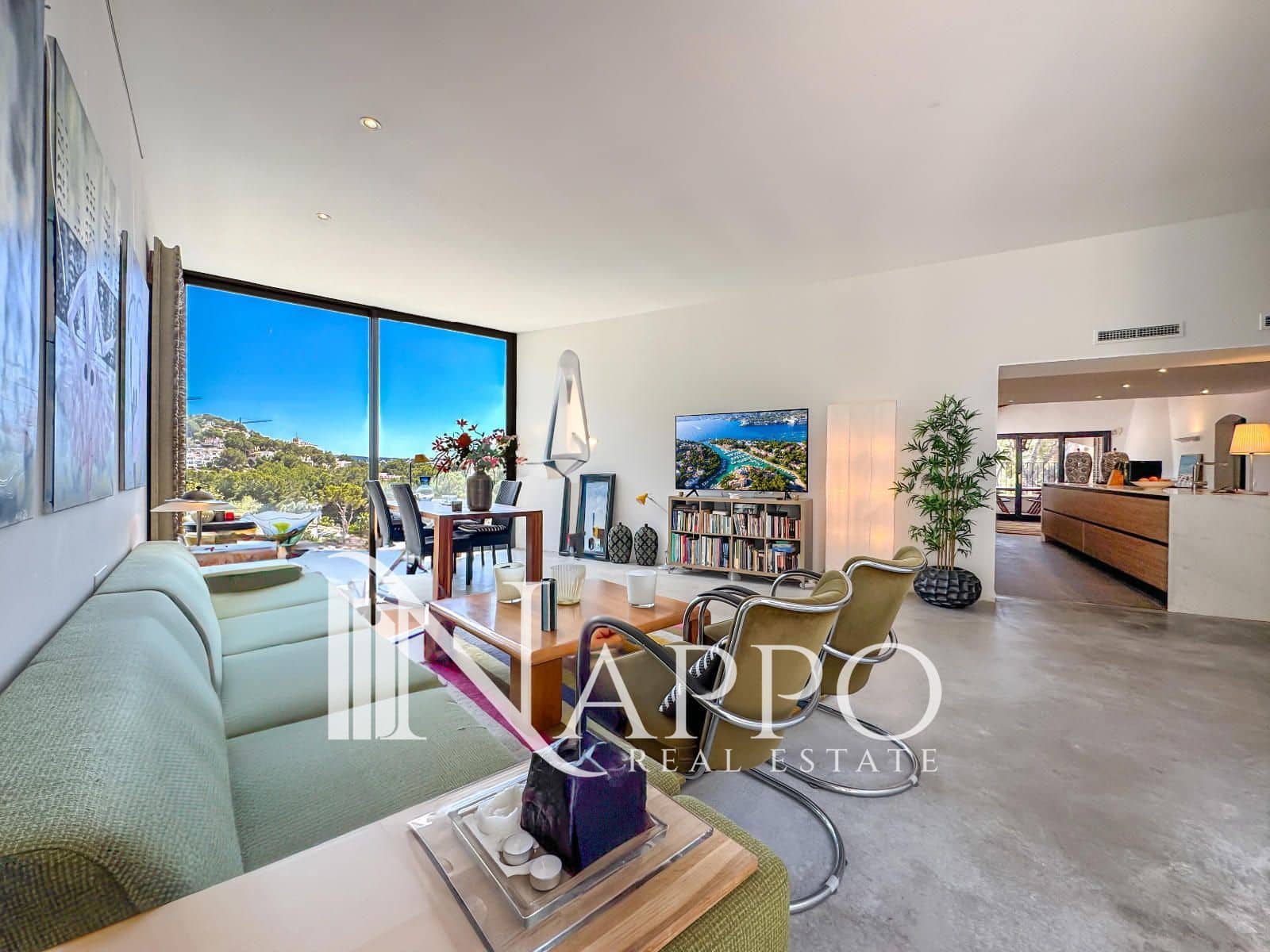 4 soveværelse Villa til salg i Costa de la Calma med swimmingpool garage - € 1.490.000 (Ref: 8961957)