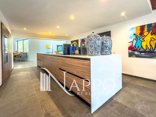 4 soveværelse Villa til salg i Costa de la Calma, Calvià med swimmingpool garage - € 1.490.000 (Ref: 8961957)