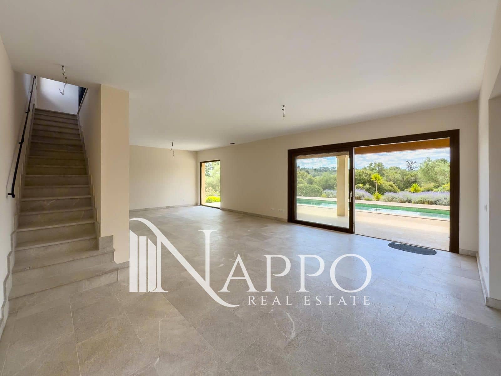 4 makuuhuone Huvila myytävänä paikassa Algaida mukana uima-altaan 
autotalli - 1 598 000 € (Ref: 8967759)