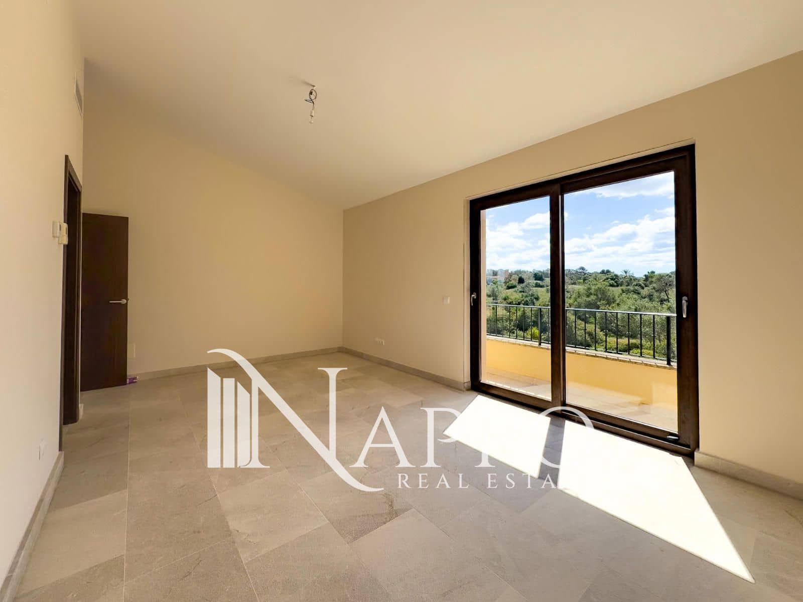 4 makuuhuone Huvila myytävänä paikassa Algaida mukana uima-altaan 
autotalli - 1 598 000 € (Ref: 8967759)