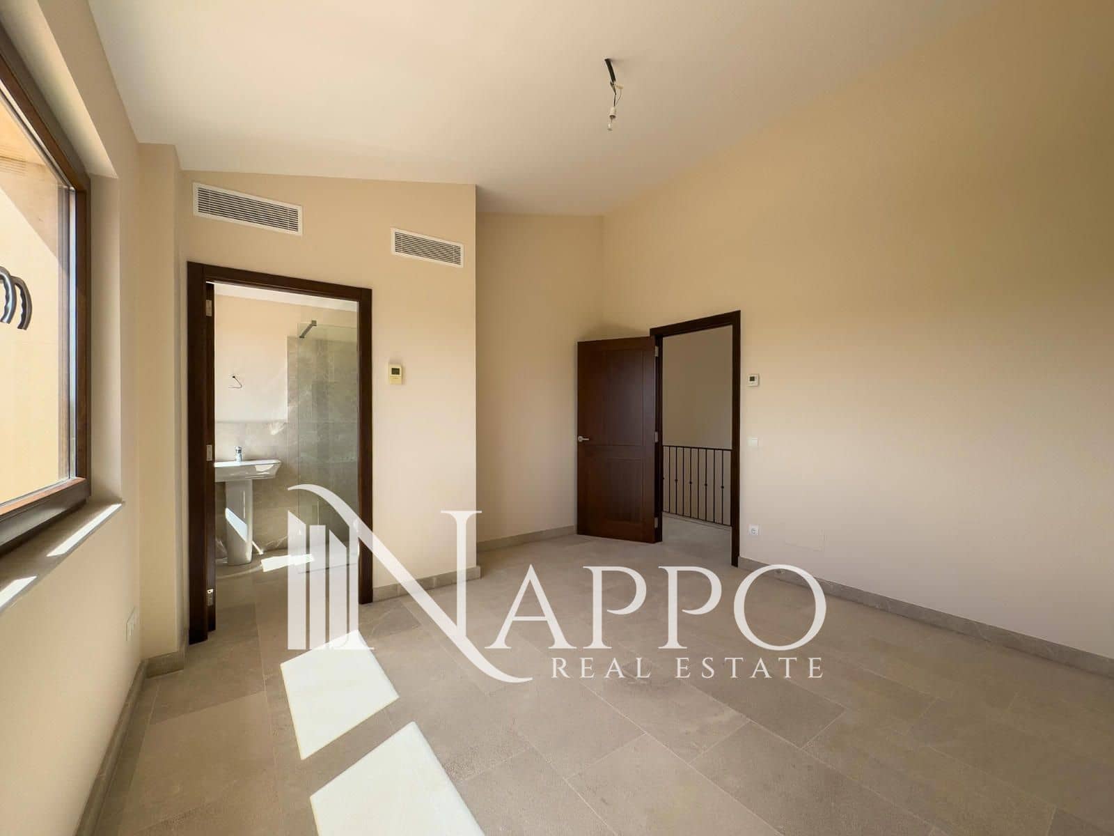 4 makuuhuone Huvila myytävänä paikassa Algaida mukana uima-altaan 
autotalli - 1 598 000 € (Ref: 8967759)