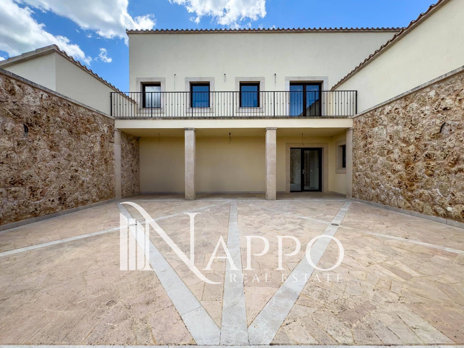 4 makuuhuone Huvila myytävänä paikassa Algaida mukana uima-altaan 
autotalli - 1 598 000 € (Ref: 8967759)