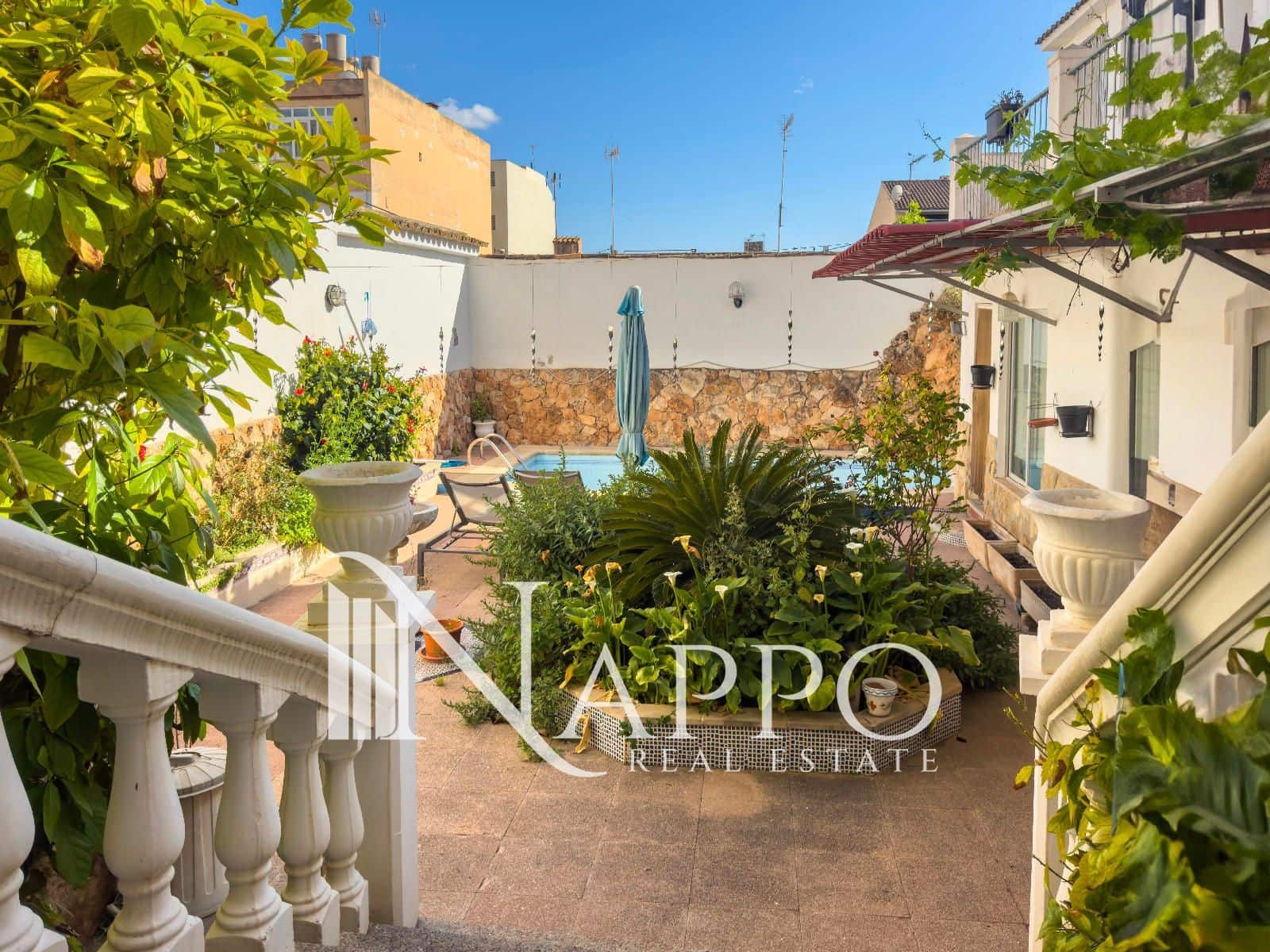 4 bedroom Villa for sale in Coll d'en Rabassa with pool garage - € 1,200,000 (Ref: 8983532)