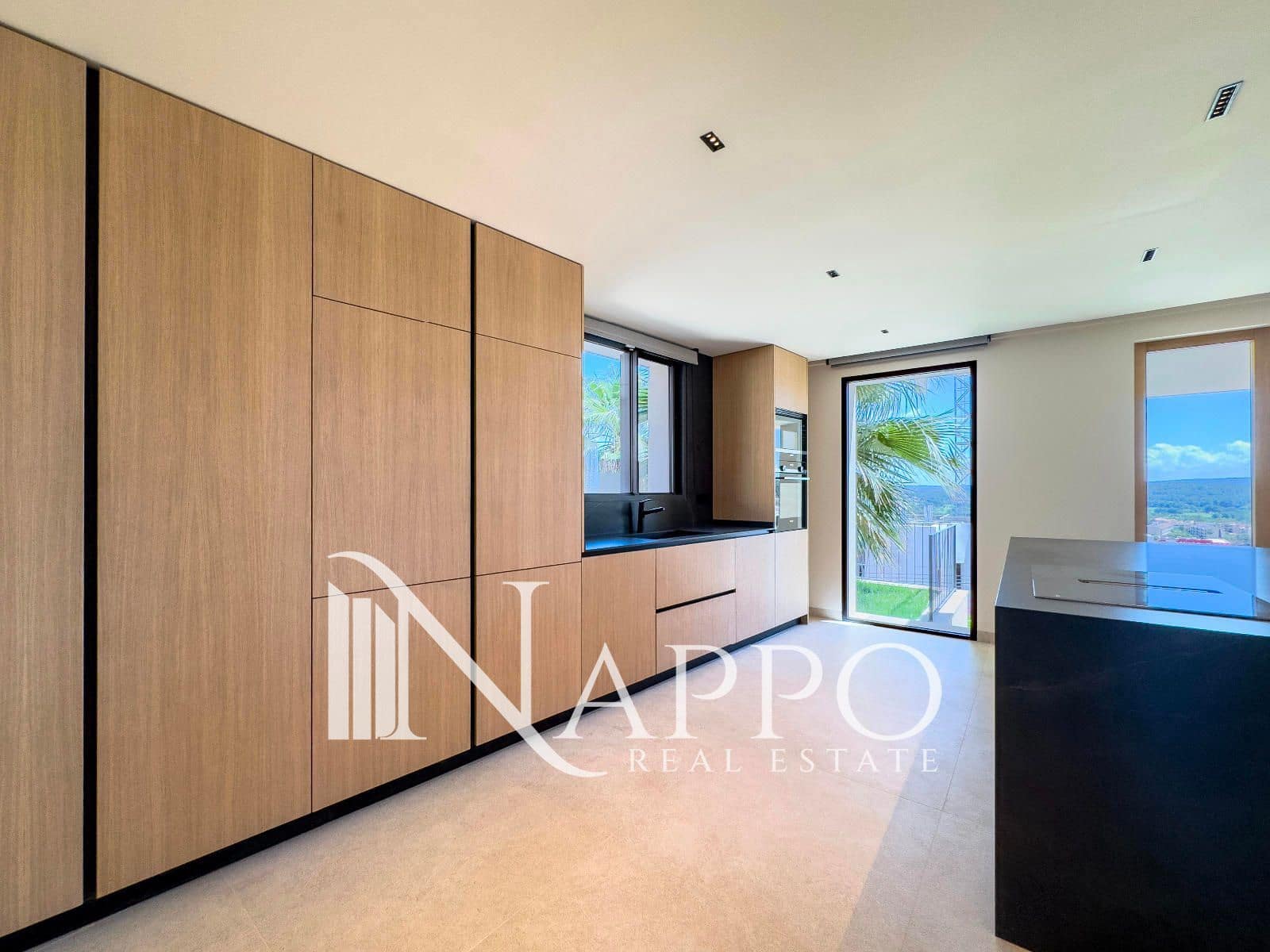 3 chambre Villa/Maison à vendre à Santa Ponsa avec piscine garage - 2 980 000 € (Ref: 8990098)