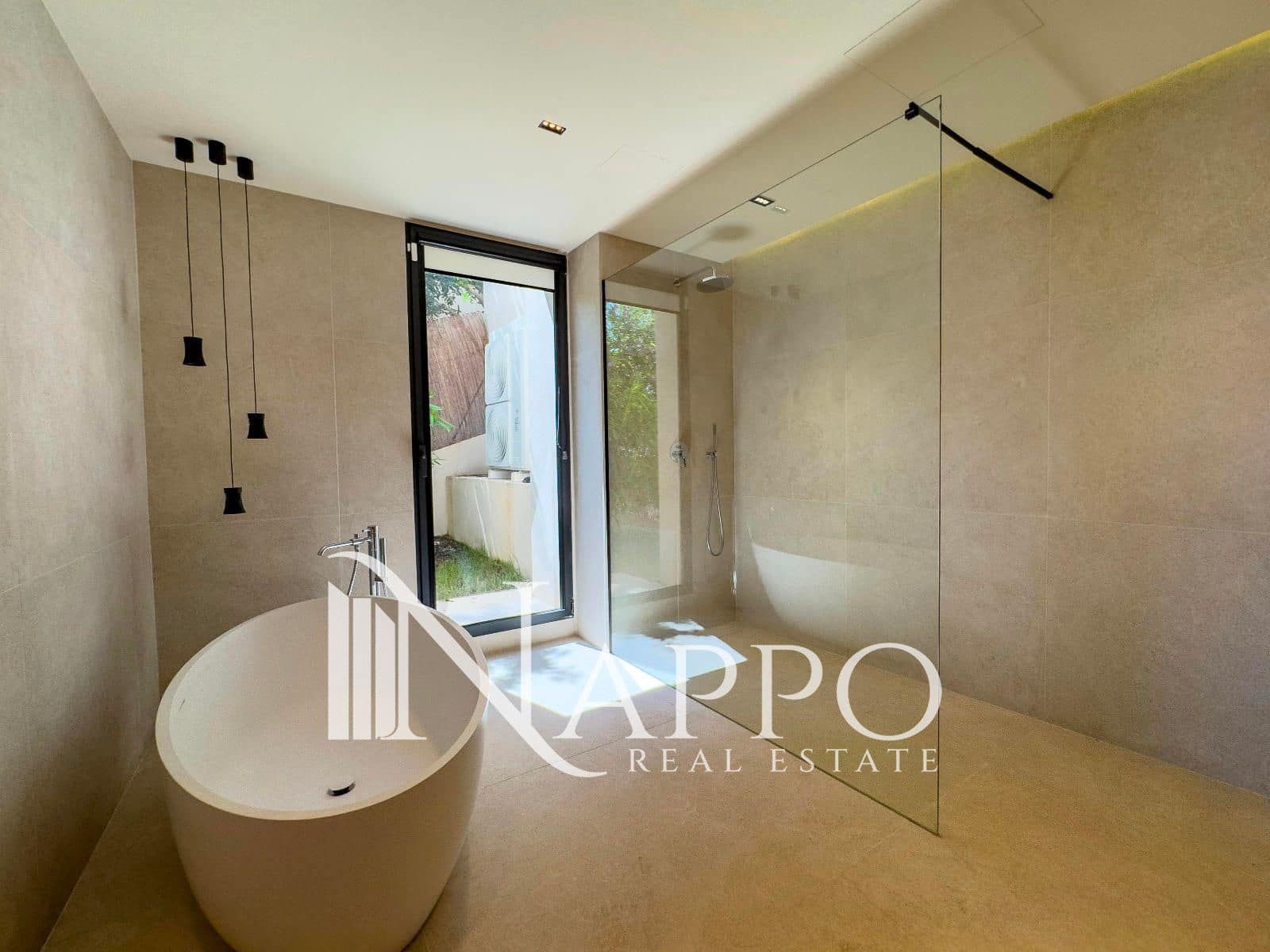 3 chambre Villa/Maison à vendre à Santa Ponsa avec piscine garage - 2 980 000 € (Ref: 8990098)