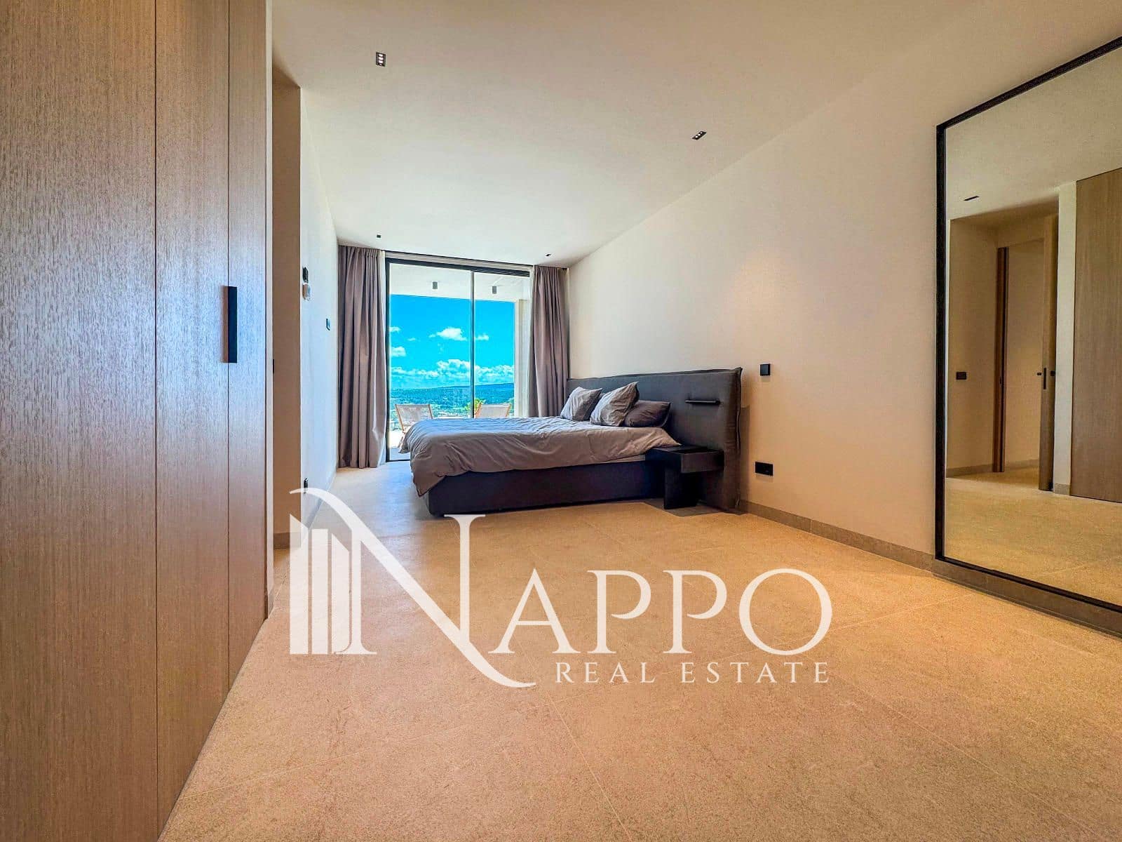 3 chambre Villa/Maison à vendre à Santa Ponsa avec piscine garage - 2 980 000 € (Ref: 8990098)