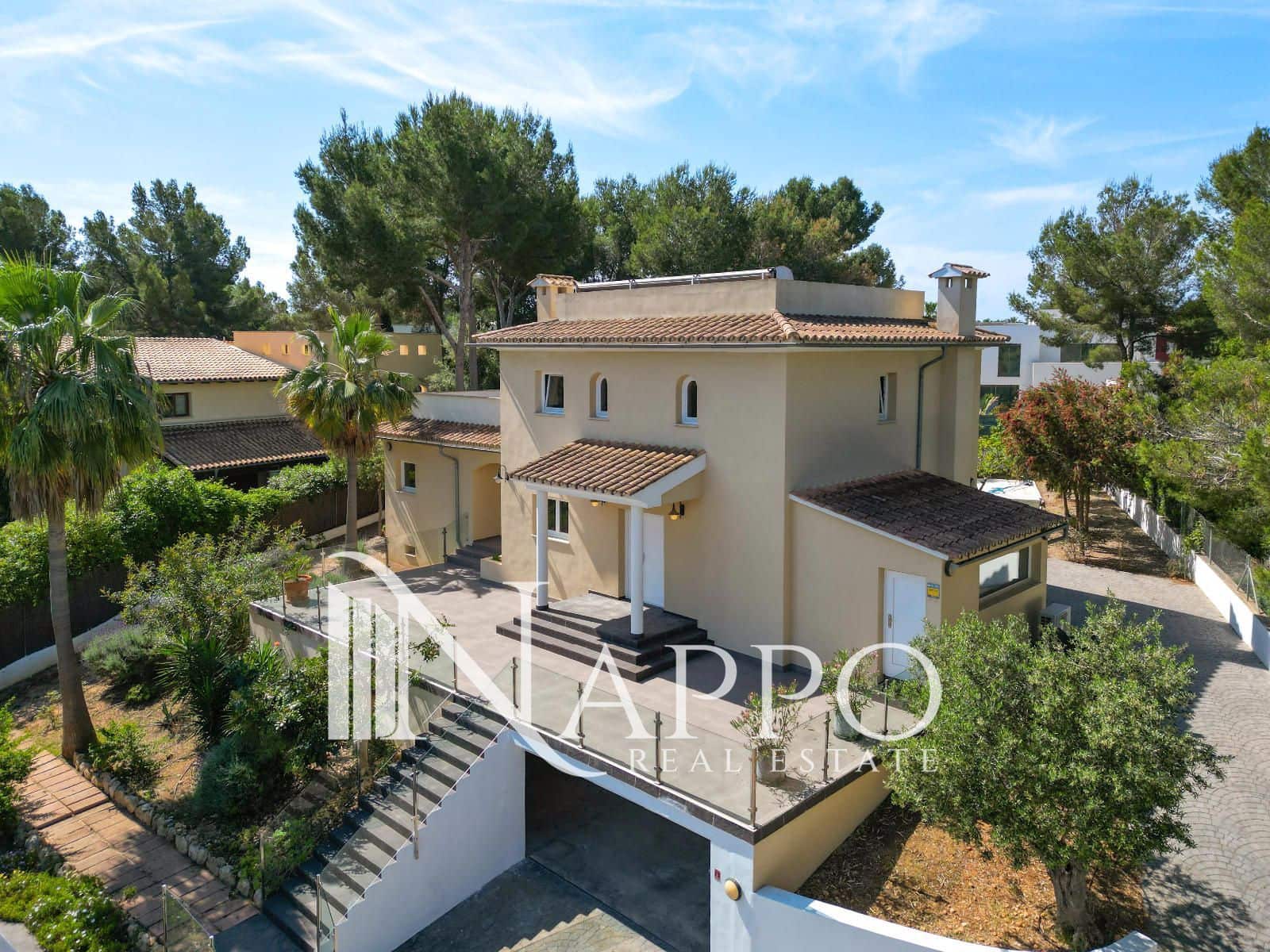 3 soveværelse Villa til salg i Calvia med swimmingpool garage - € 2.600.000 (Ref: 9002619)