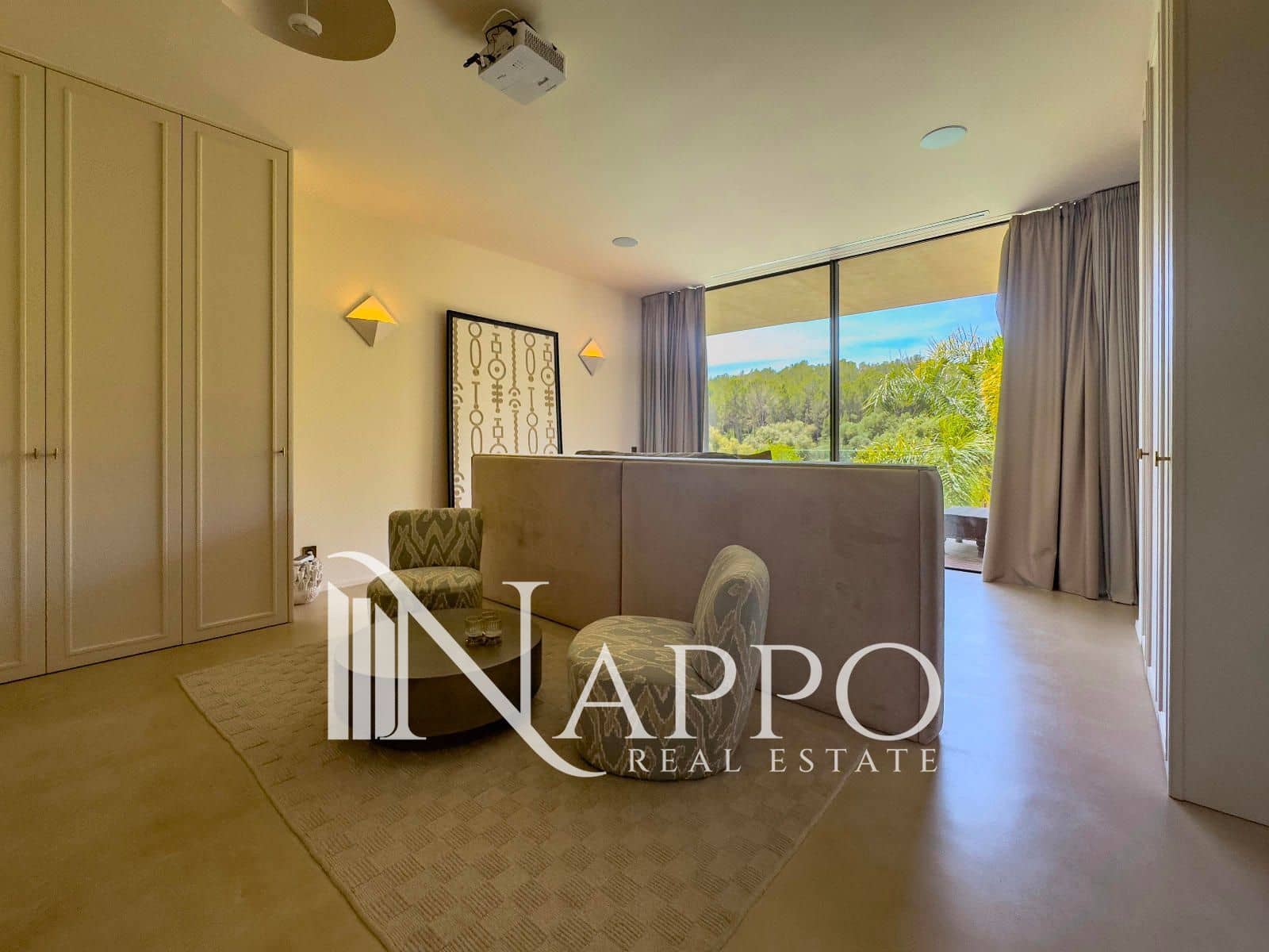 4 slaapkamer Villa te huur in Palma de Mallorca met zwembad garage - € 30.000 (Ref: 9026341)