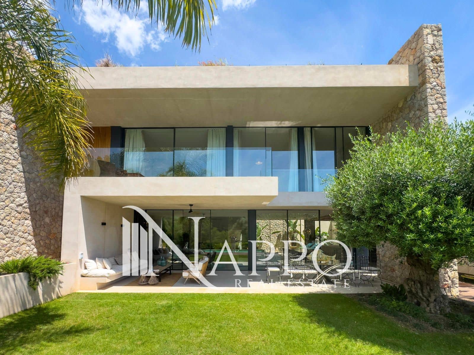 4 slaapkamer Villa te huur in Palma de Mallorca met zwembad garage - € 30.000 (Ref: 9026341)