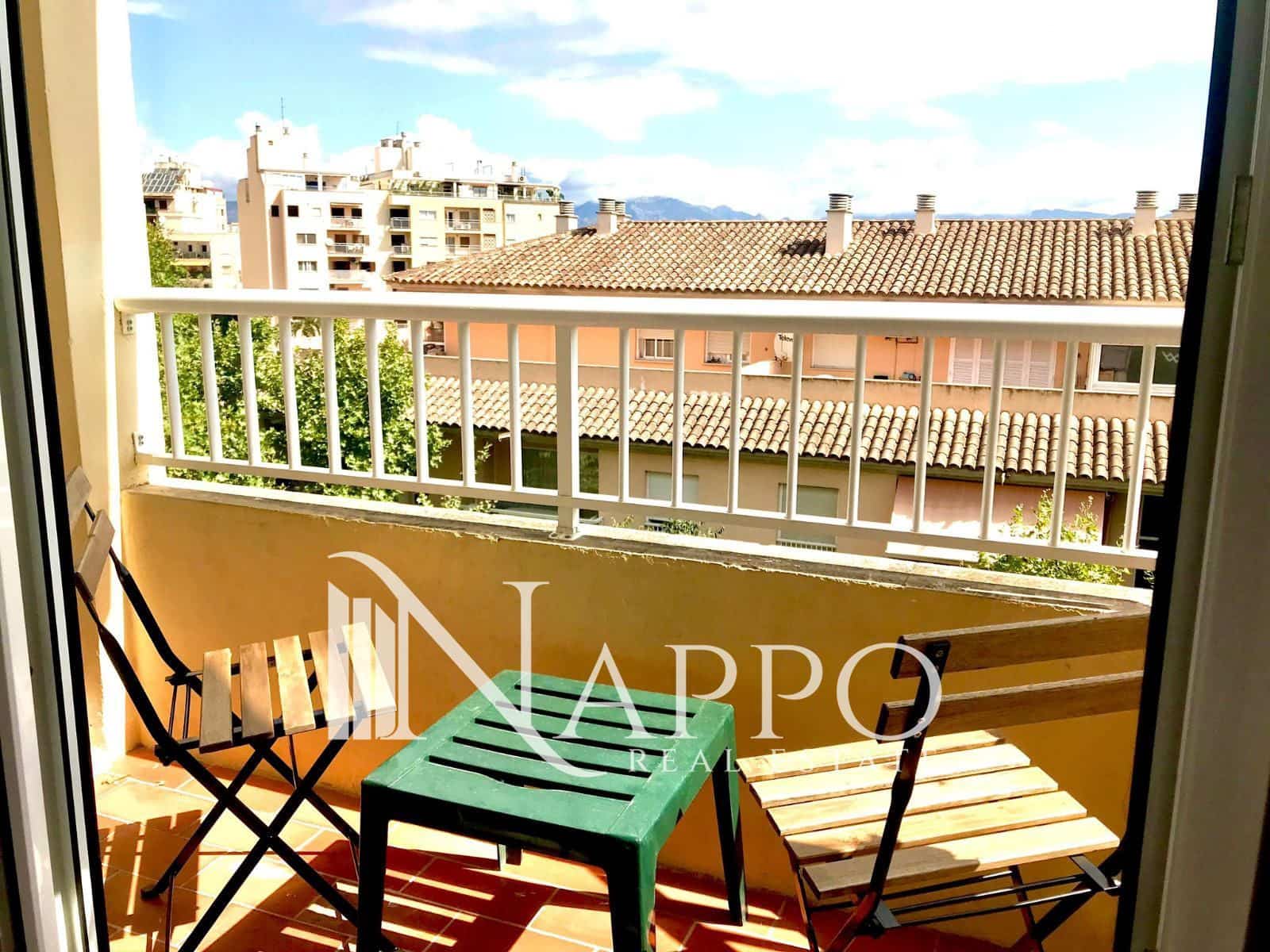 3 bedroom Flat for rent in Palma de Mallorca - € 5,000 (Ref: 9066601)