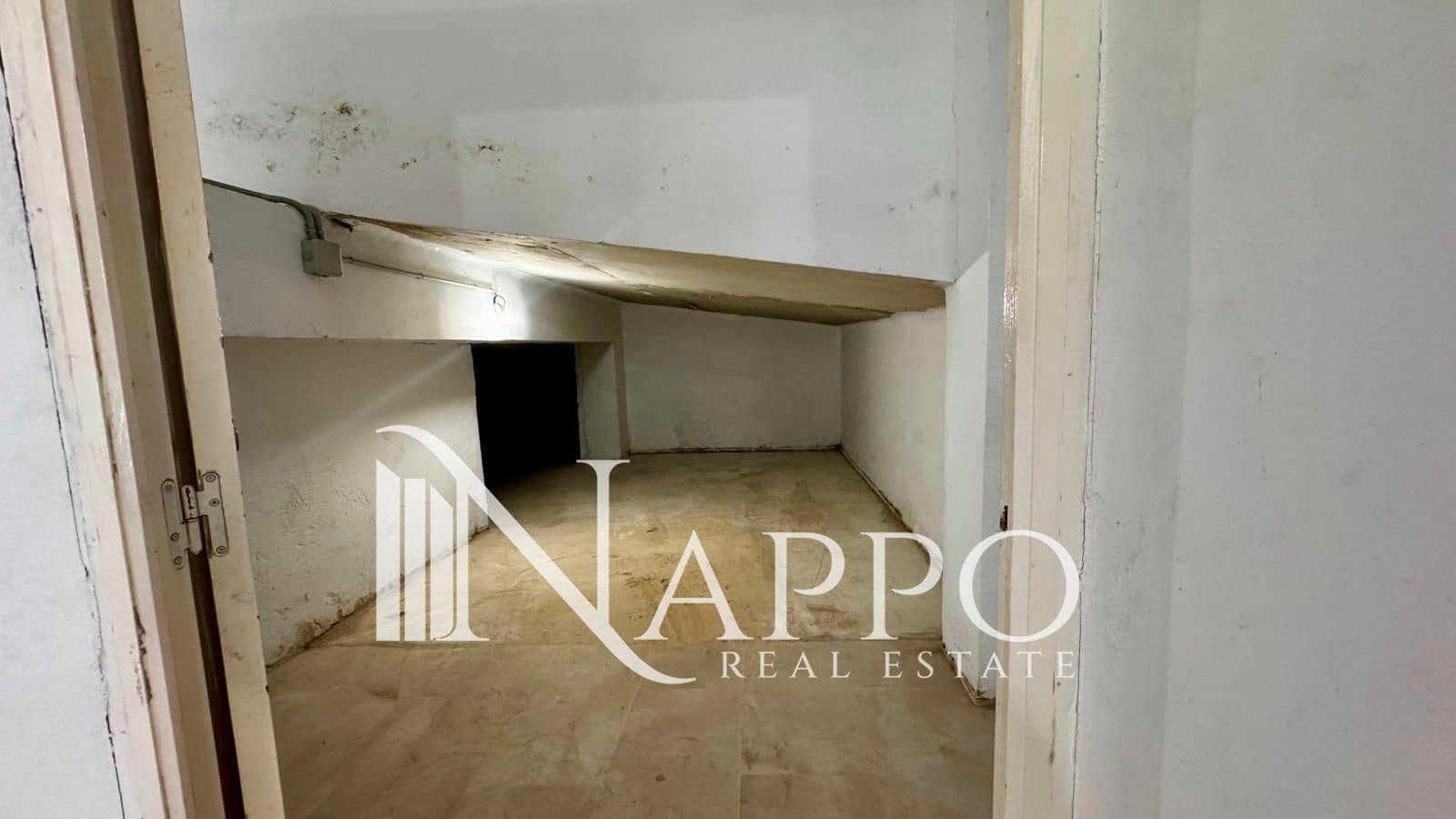 Erhverv til salg i Palma de Mallorca - € 199.900 (Ref: 9103917)