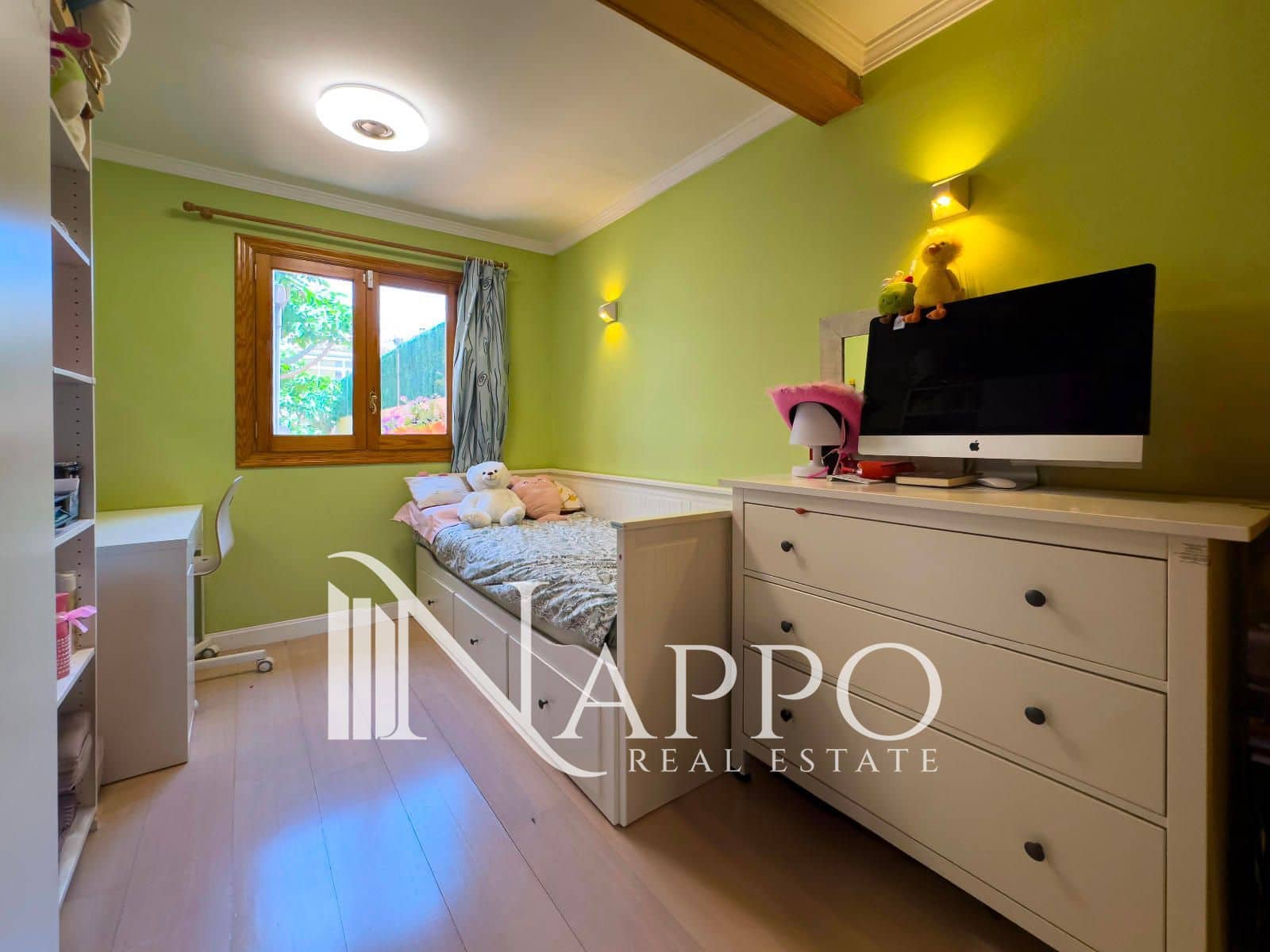 2 slaapkamer Huis te koop in Palma de Mallorca met garage - € 550.000 (Ref: 9111665)