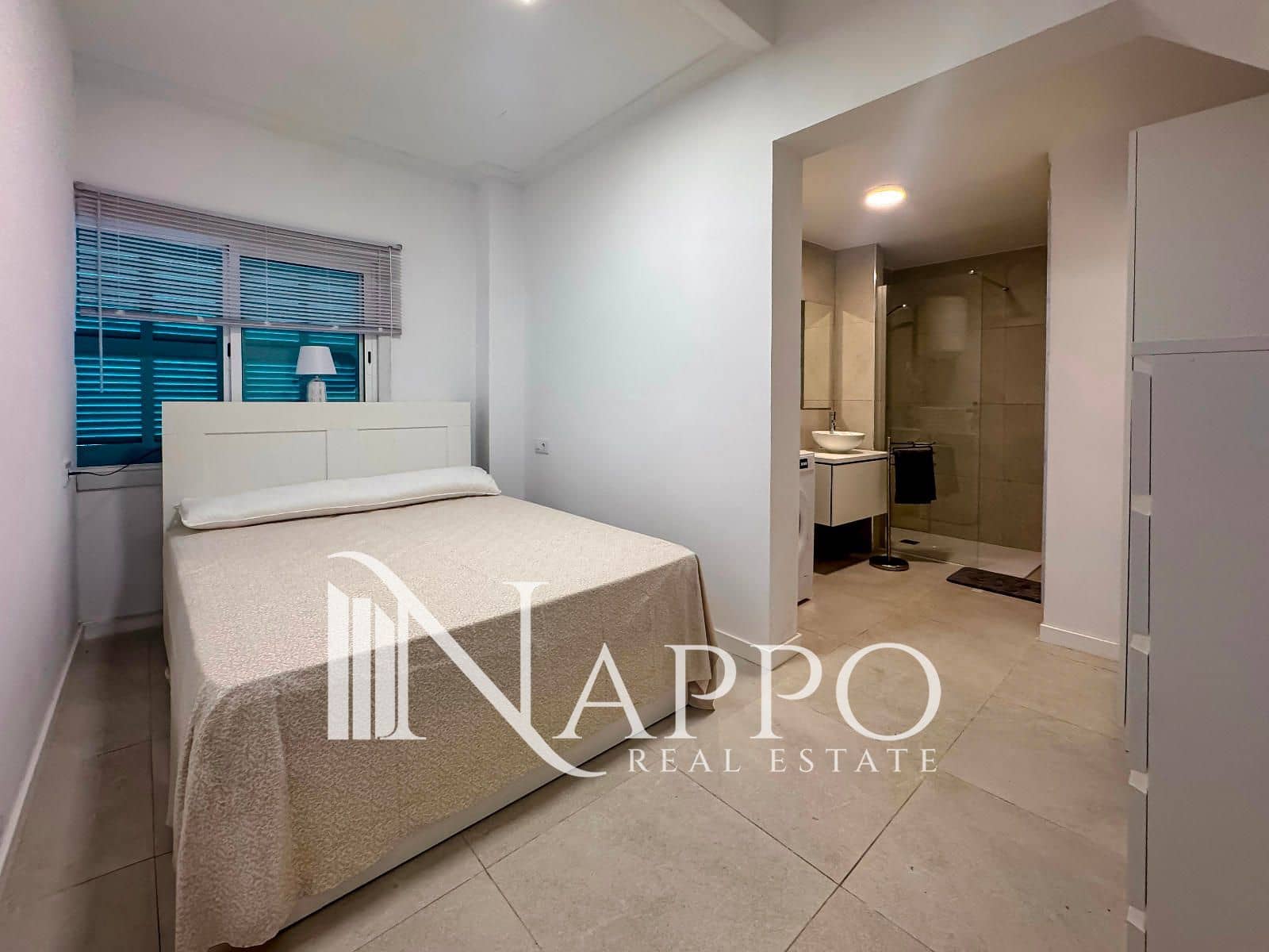 2 quarto Apartamento para arrendar em Cala Mayor com garagem - 1 800 € (Ref: 9123559)