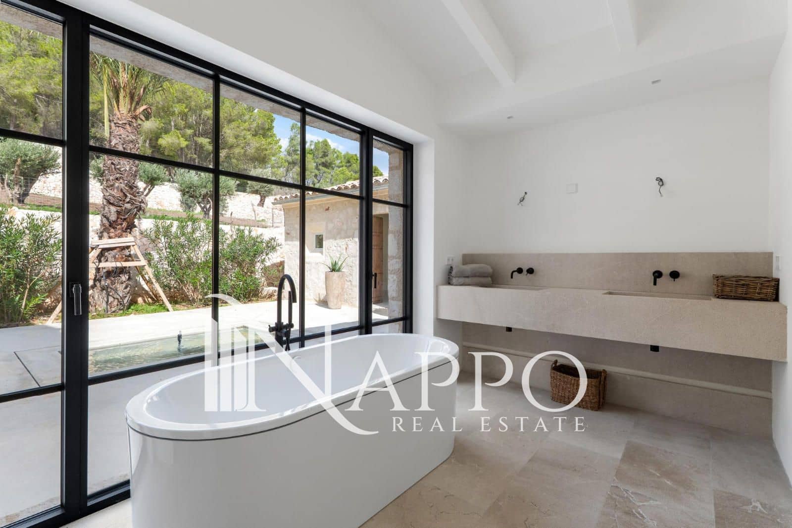 5 sypialnia Willa na sprzedaż w Montuiri z basenem garażem - 5 900 000 € (Ref: 9123861)