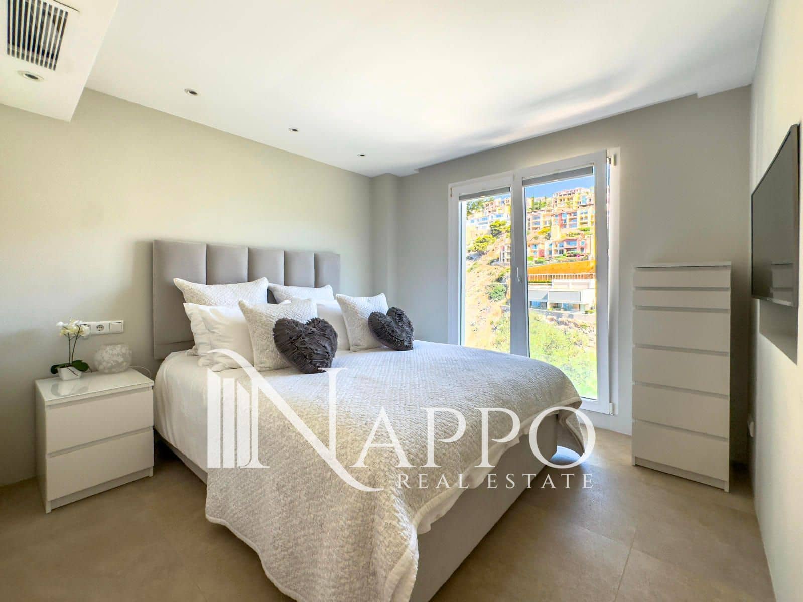 3 soveværelse Lejlighed til salg i Puerto de Andratx - € 839.000 (Ref: 9131380)