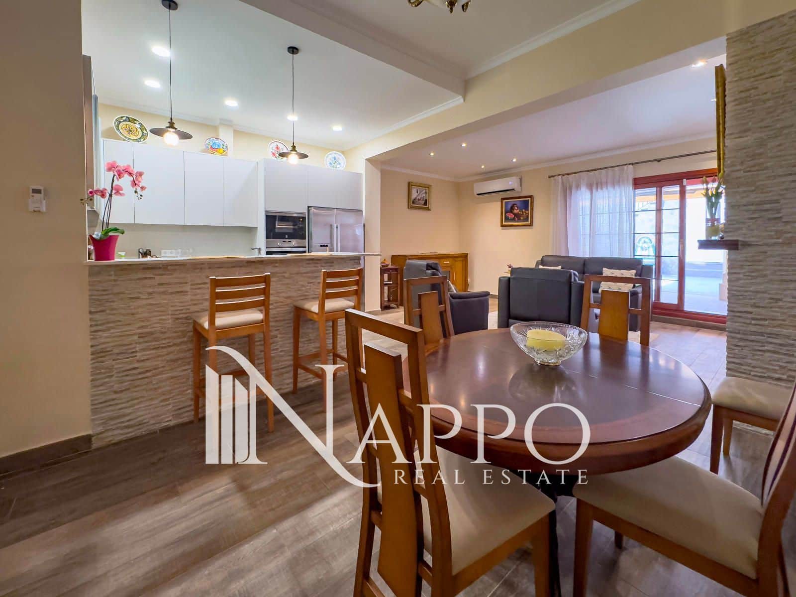 3 chambre Villa/Maison à vendre à Llucmajor avec garage - 800 000 € (Ref: 9131841)