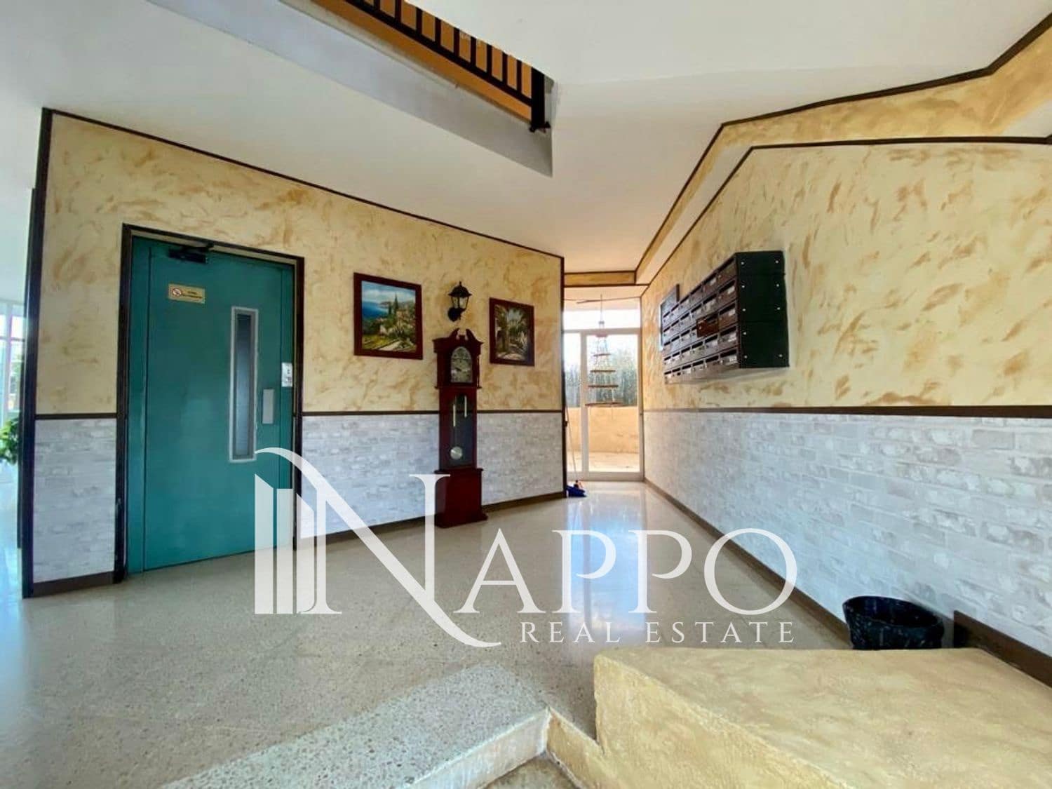 2 slaapkamer Flat te koop in Llucmajor met zwembad - € 375.000 (Ref: 9158298)