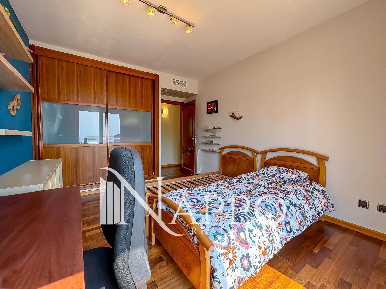 6 soveværelse Villa til salg i Palmanova med garage - € 2.550.000 (Ref: 9170538)