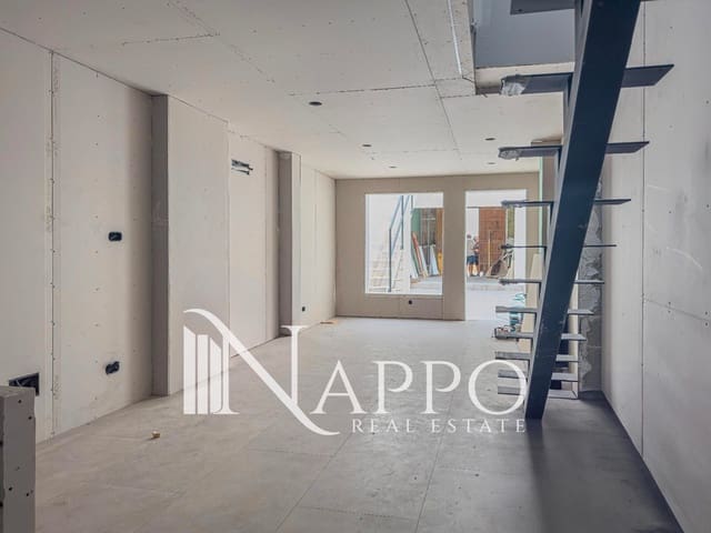 4 soveværelse Byhus til salg i Llucmajor med garage - € 590.000 (Ref: 9176971)