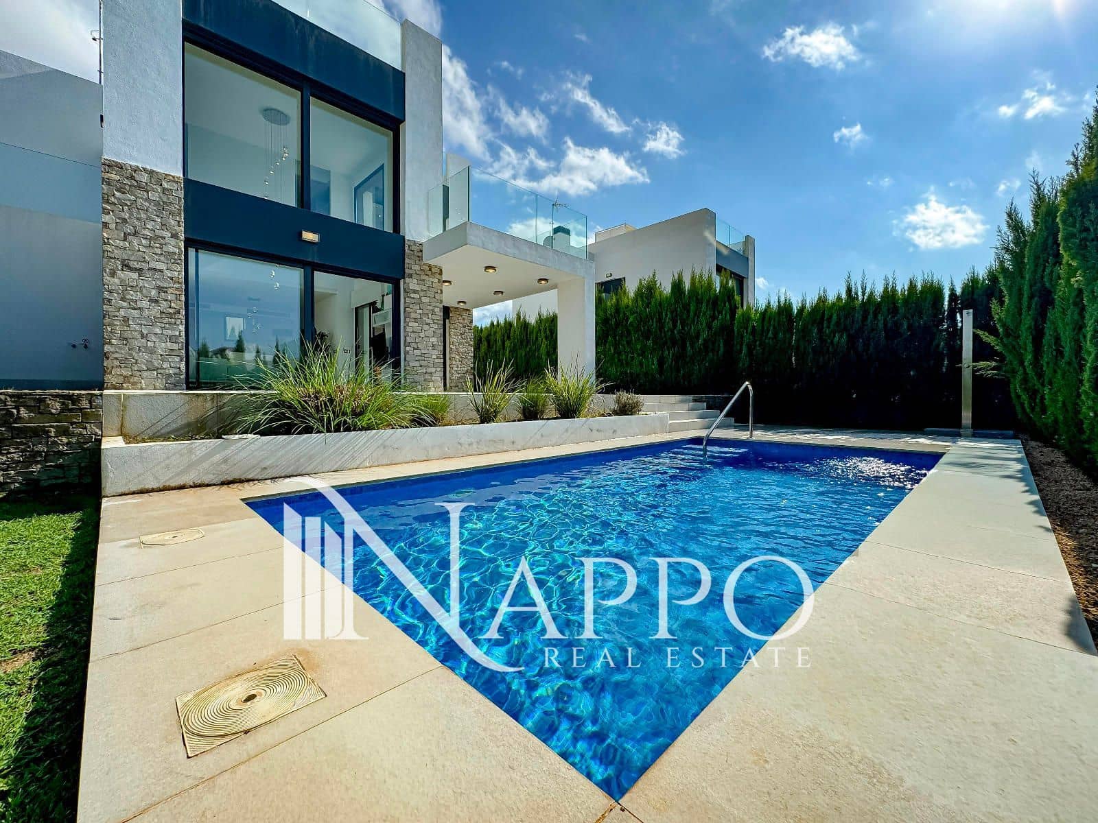 3 soveværelse Villa til salg i Arta med swimmingpool - € 1.270.000 (Ref: 9180193)