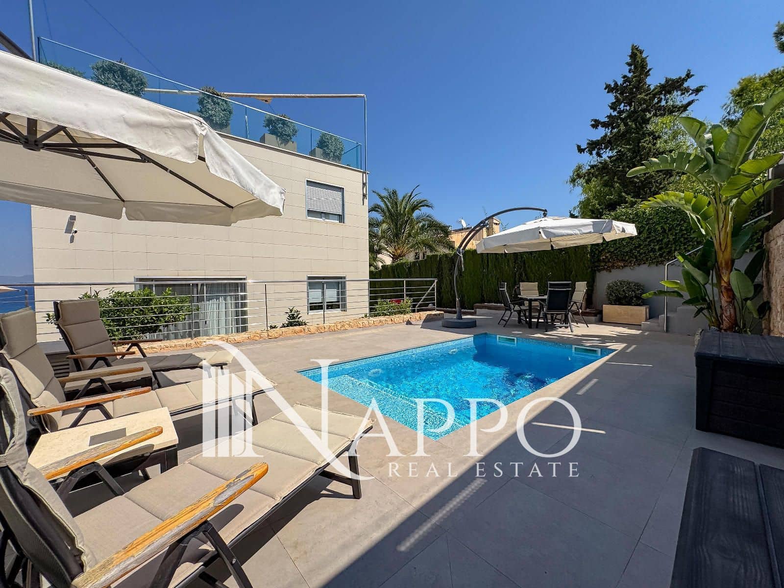 3 soveværelse Villa til salg i Llucmajor med swimmingpool garage - € 1.550.000 (Ref: 9187757)