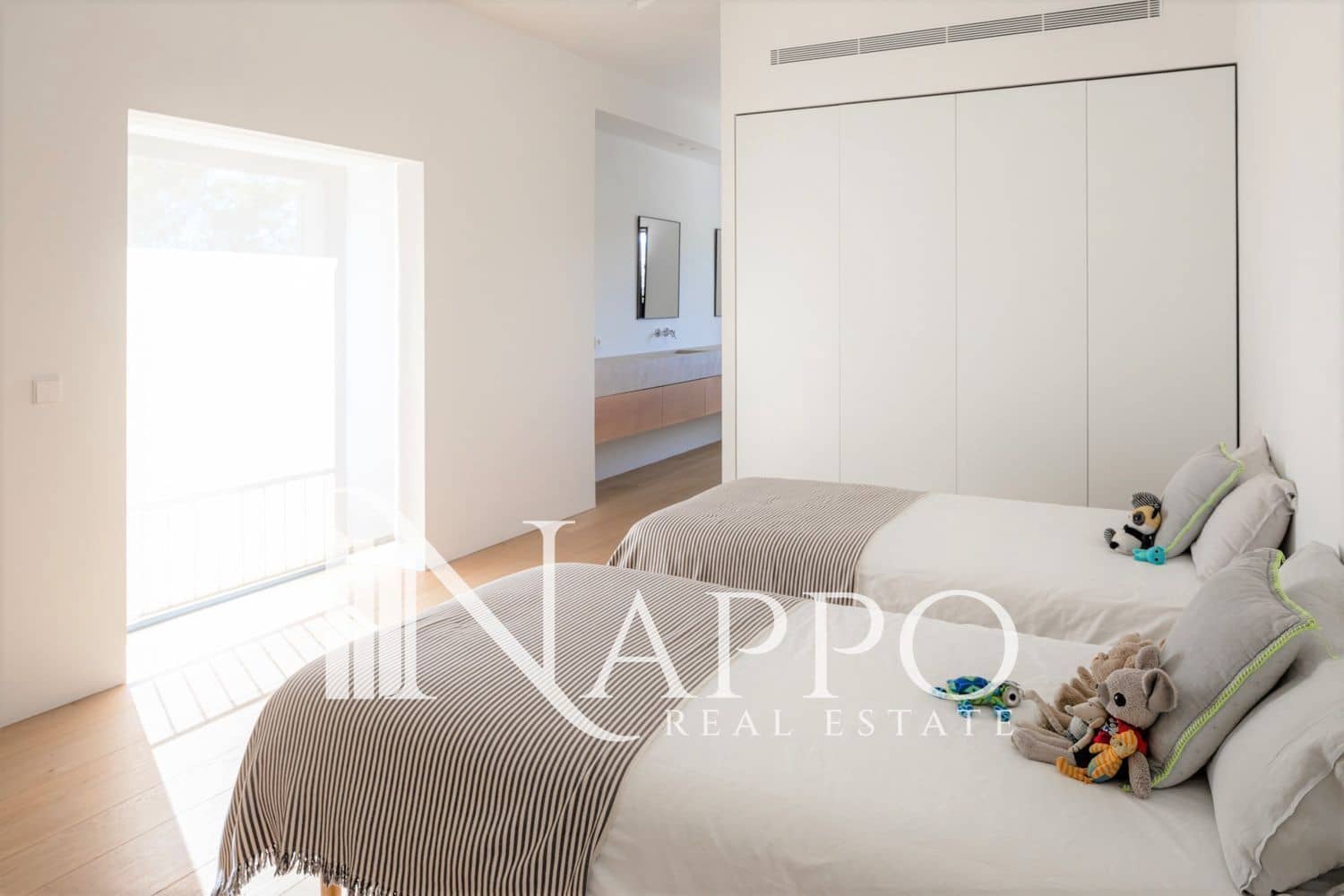 6 bedroom Villa for sale in Marratxi with pool garage - € 3,200,000 (Ref: 9193531)