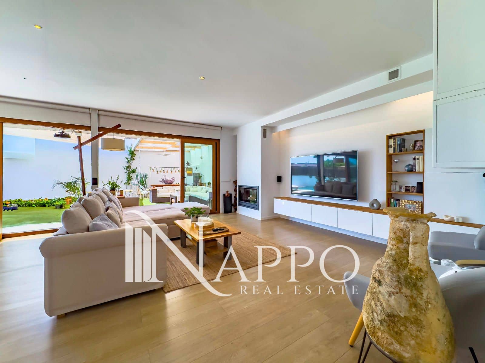 4 bedroom Villa for rent in Marratxi with pool garage - € 3,600 (Ref: 9203154)