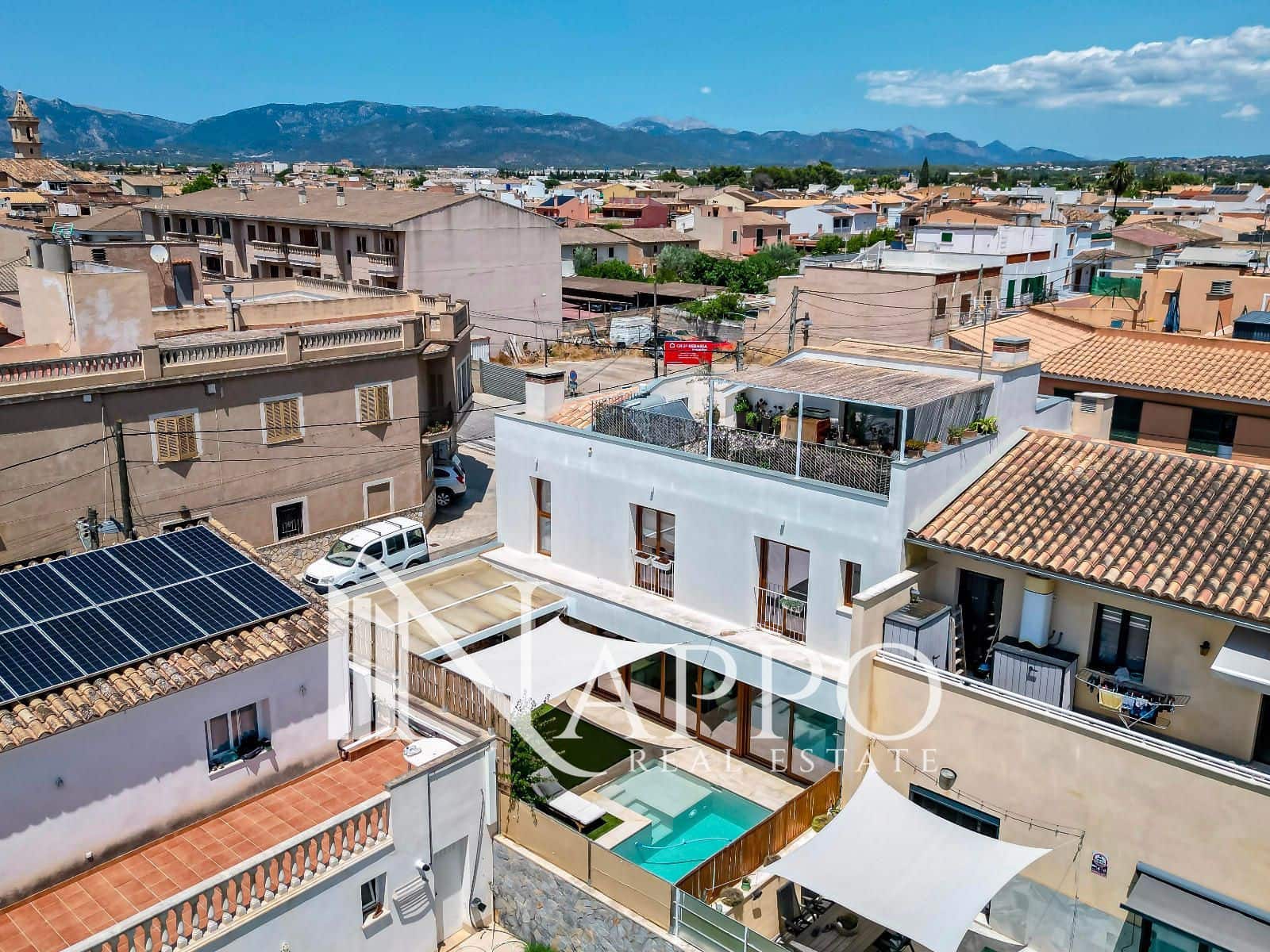4 bedroom Villa for rent in Marratxi with pool garage - € 3,600 (Ref: 9203154)