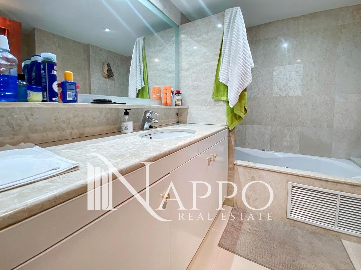 3 soveværelse Lejlighed til leje i Palma de Mallorca med garage - € 1.850 (Ref: 9216865)