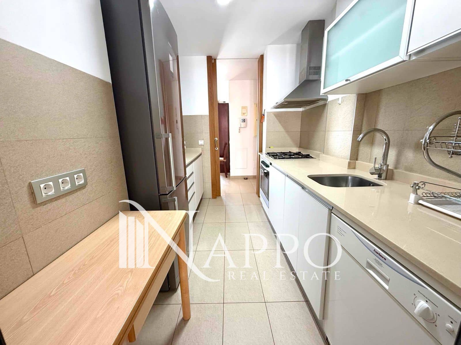 3 slaapkamer Flat te huur in Palma de Mallorca - € 1.800 (Ref: 9228014)