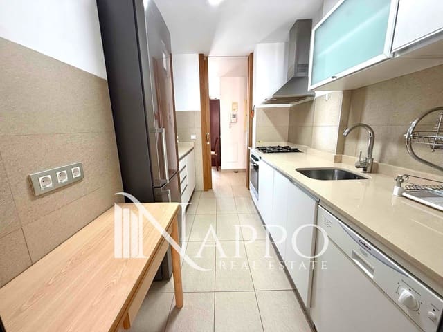 3 slaapkamer Flat te huur in Foners, Palma de Mallorca - € 1.800 (Ref: 9228014)