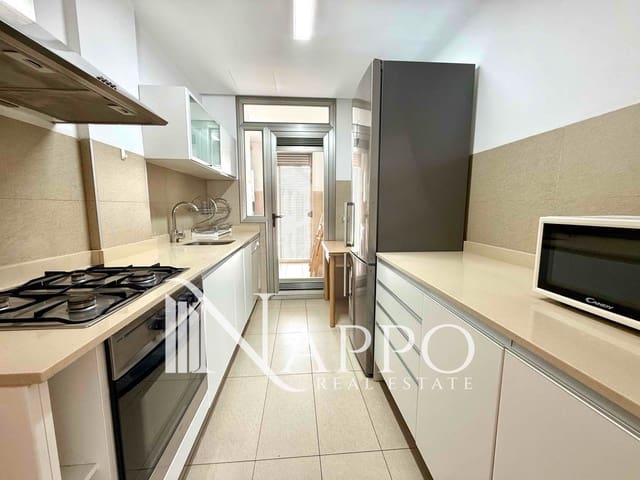 3 slaapkamer Flat te huur in Foners, Palma de Mallorca - € 1.800 (Ref: 9228014)