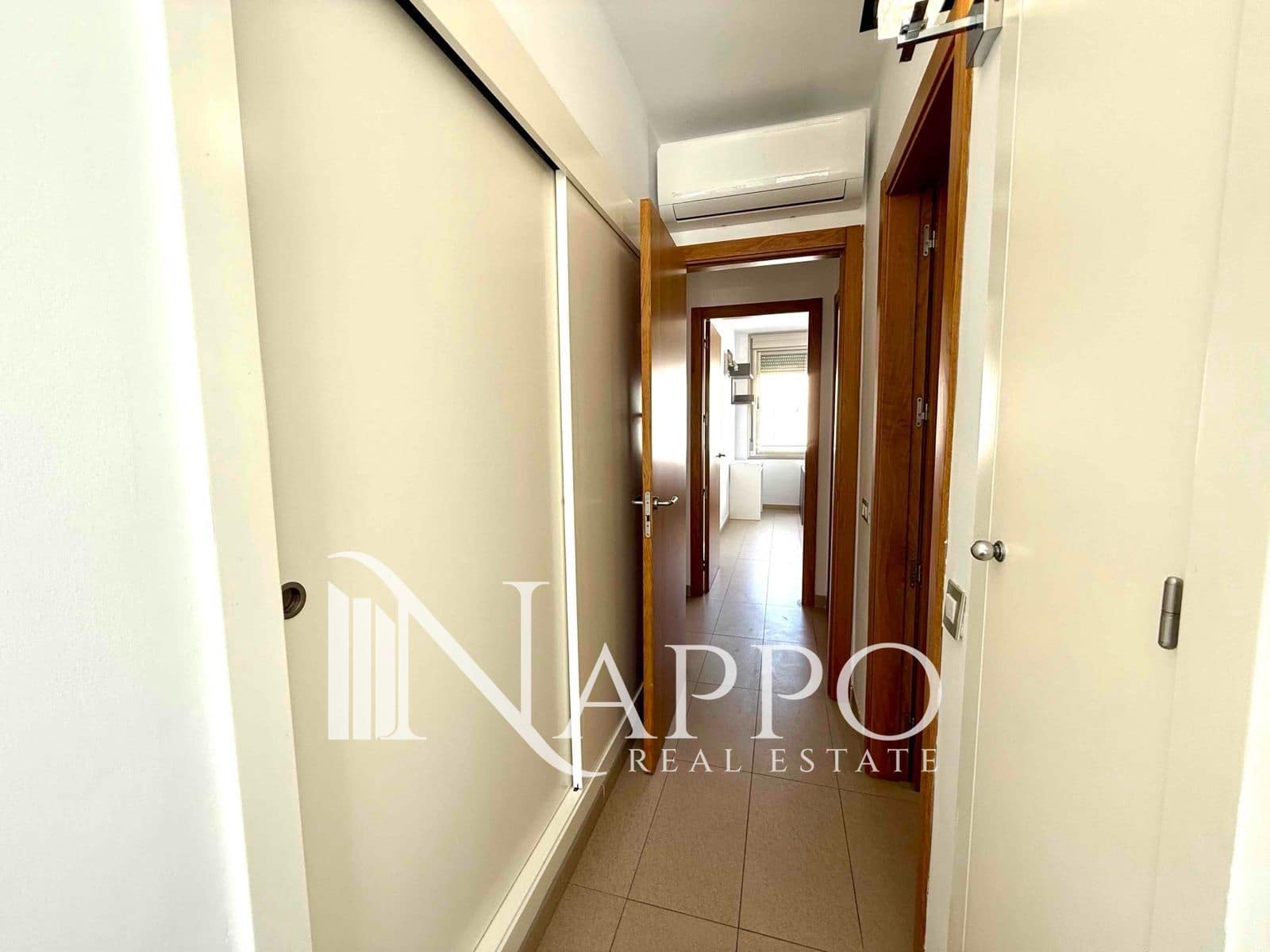 3 slaapkamer Flat te huur in Palma de Mallorca - € 1.800 (Ref: 9228014)