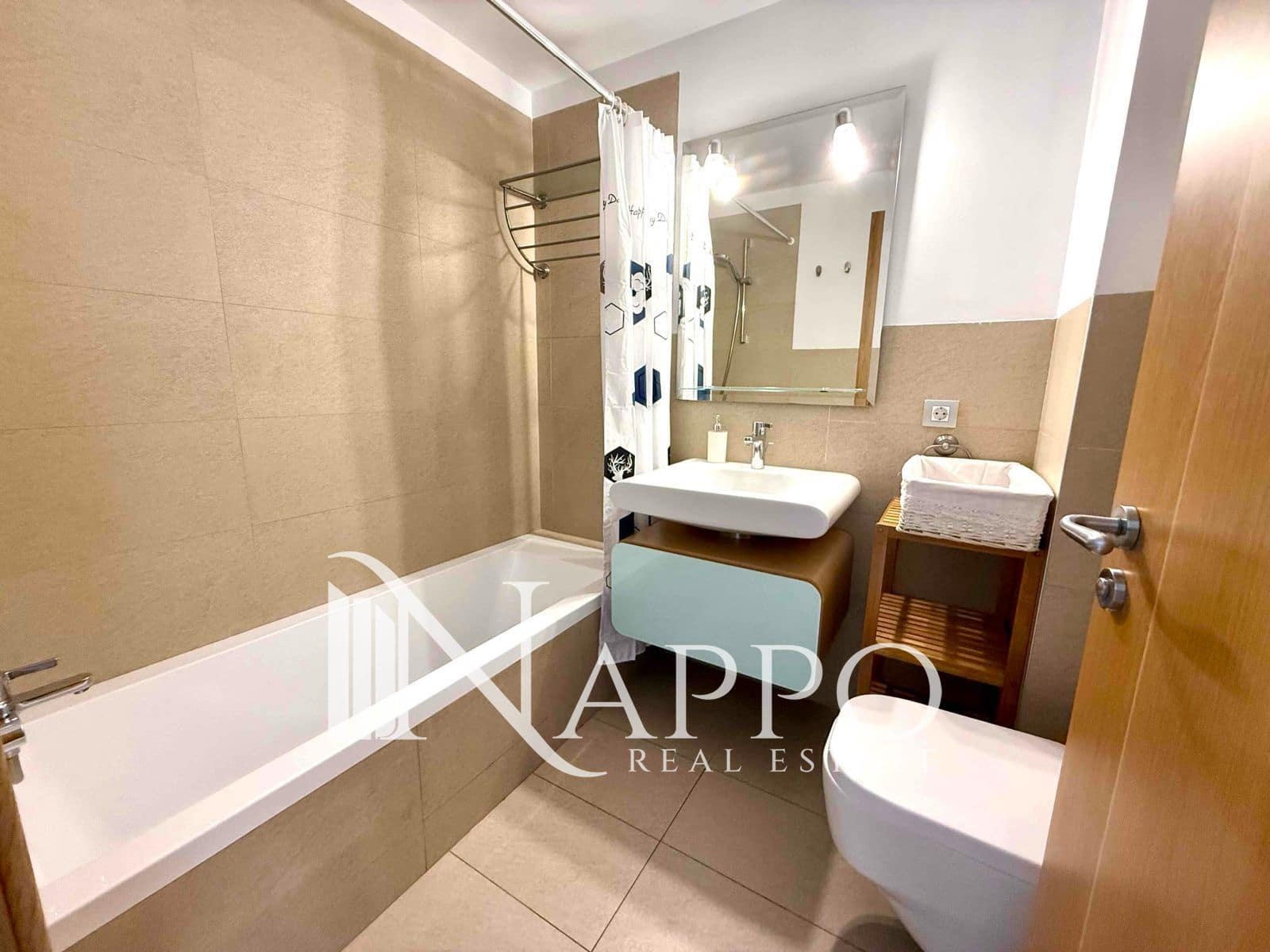 3 slaapkamer Flat te huur in Palma de Mallorca - € 1.800 (Ref: 9228014)