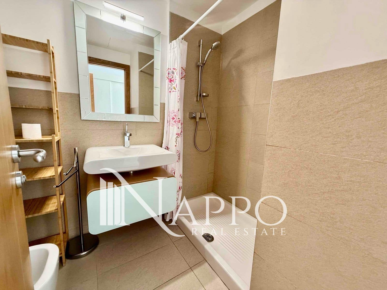 3 slaapkamer Flat te huur in Palma de Mallorca - € 1.800 (Ref: 9228014)