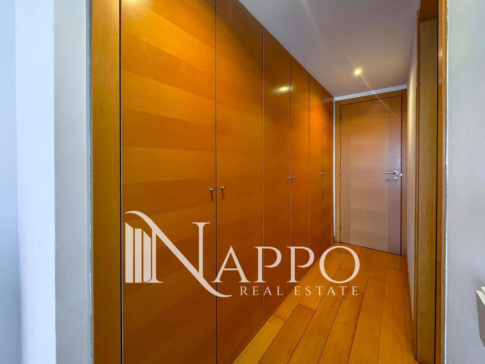 3 soveværelse Penthouse til leje i Palma de Mallorca med swimmingpool garage - € 1.800 (Ref: 9266536)