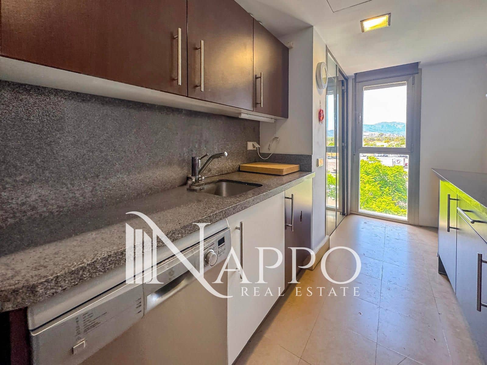 3 soveværelse Penthouse til leje i Palma de Mallorca med swimmingpool garage - € 1.800 (Ref: 9266536)