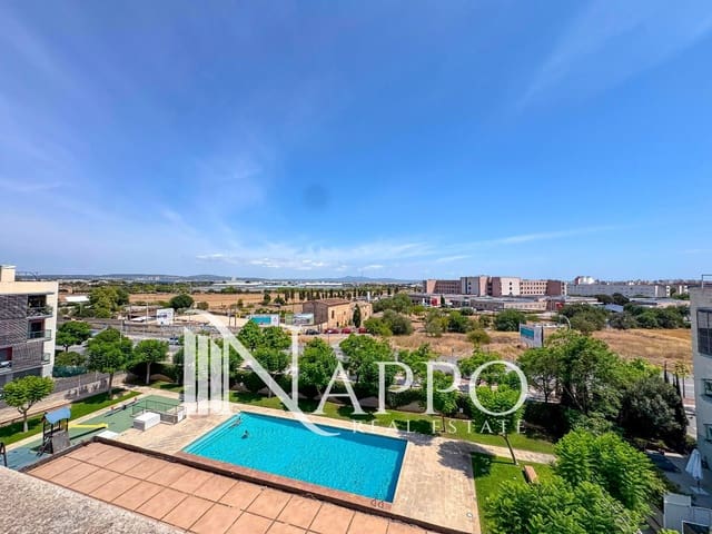 3 soveværelse Penthouse til leje i Palma de Mallorca med swimmingpool garage - € 1.800 (Ref: 9266536)