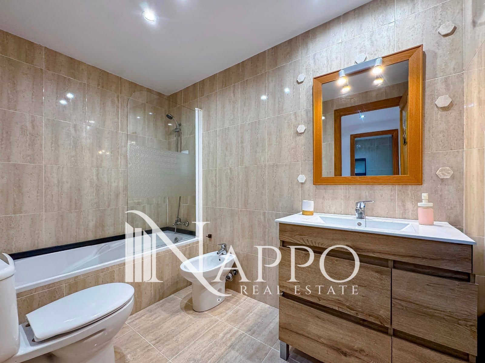 2 bedroom Flat for sale in Campos - € 315,000 (Ref: 9302819)