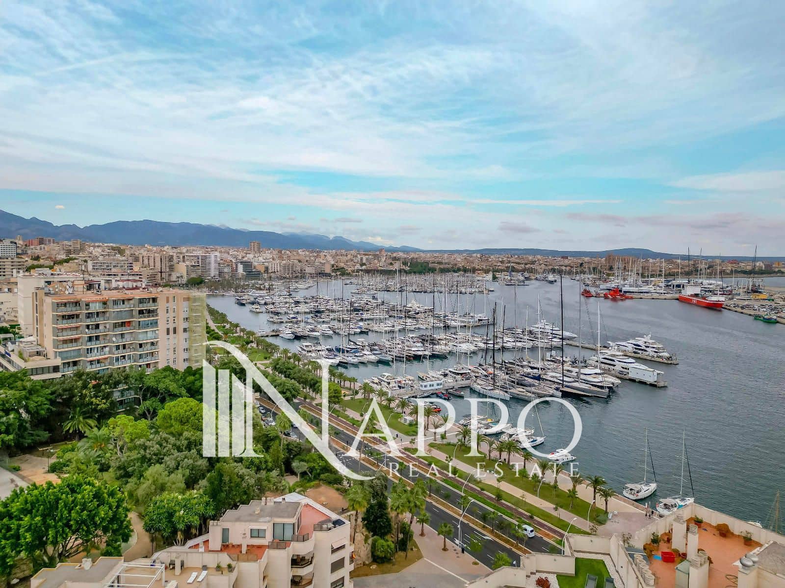 3 makuuhuone Kattohuoneisto myytävänä paikassa Palma de Mallorca mukana uima-altaan 
autotalli - 1 495 000 € (Ref: 9302933)