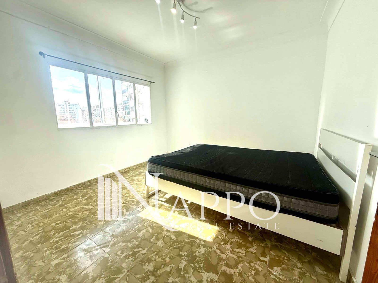 3 sypialnia Penthouse na sprzedaż w Palma de Mallorca - 290 000 € (Ref: 9303847)