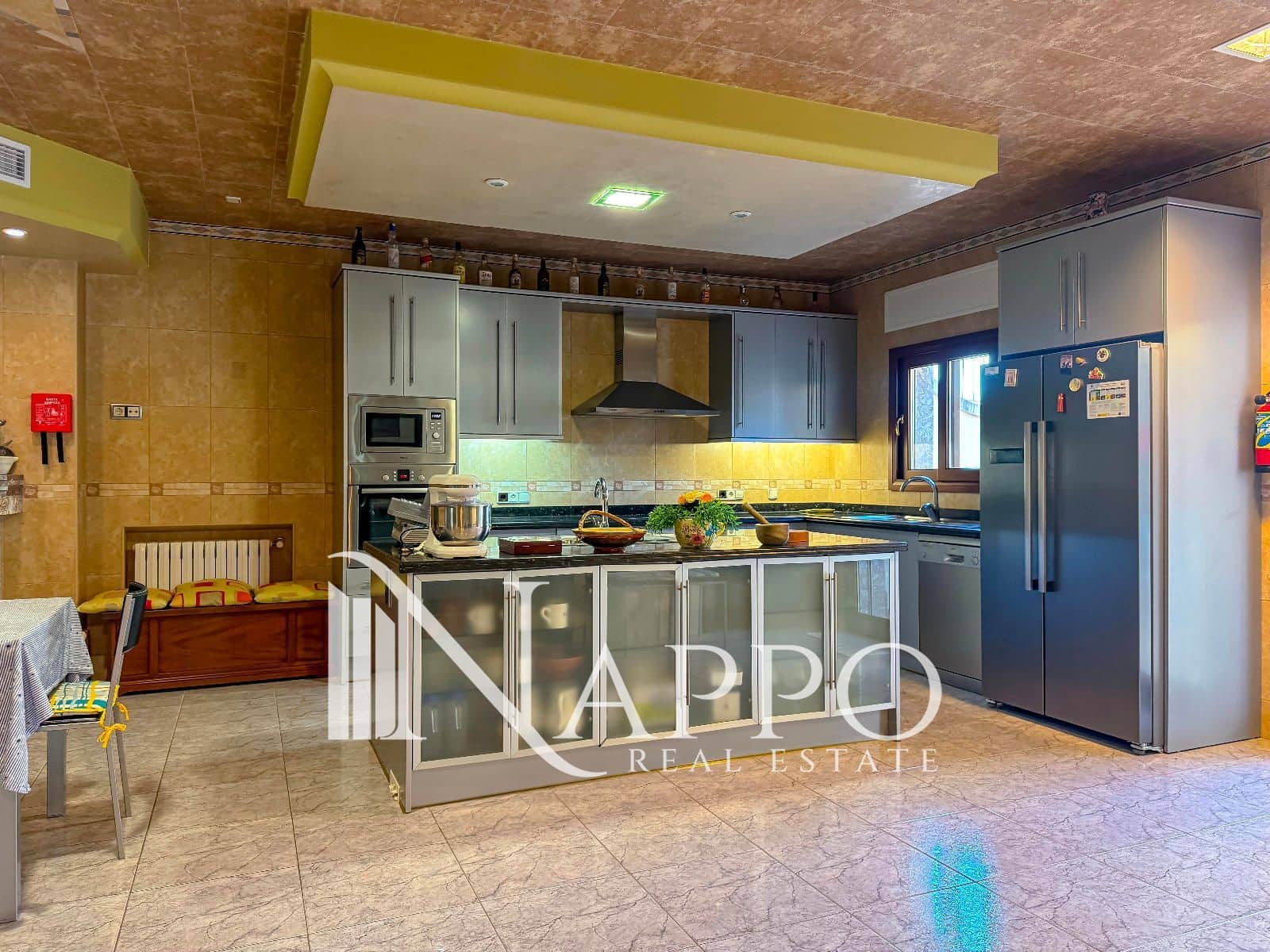 4 bedroom Townhouse for sale in Inca with pool garage - € 1,400,000 (Ref: 9322698)