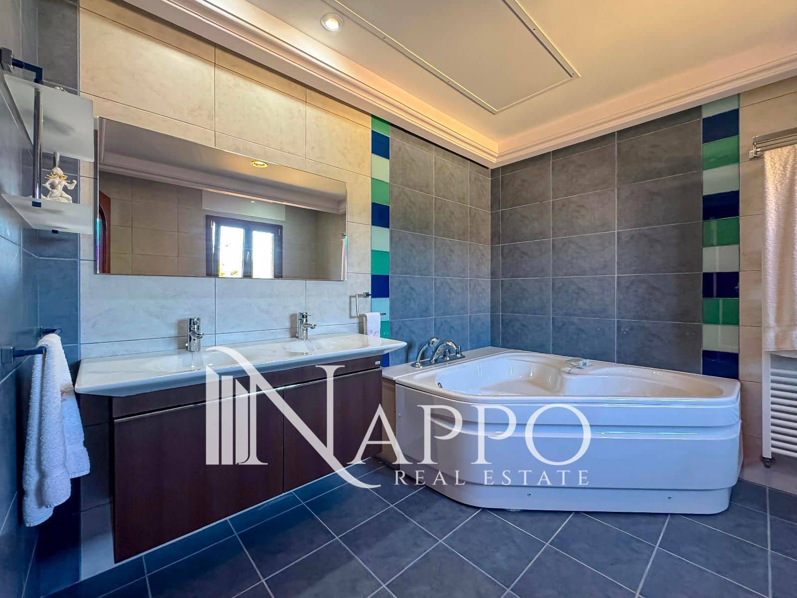 4 bedroom Townhouse for sale in Inca with pool garage - € 1,400,000 (Ref: 9322698)